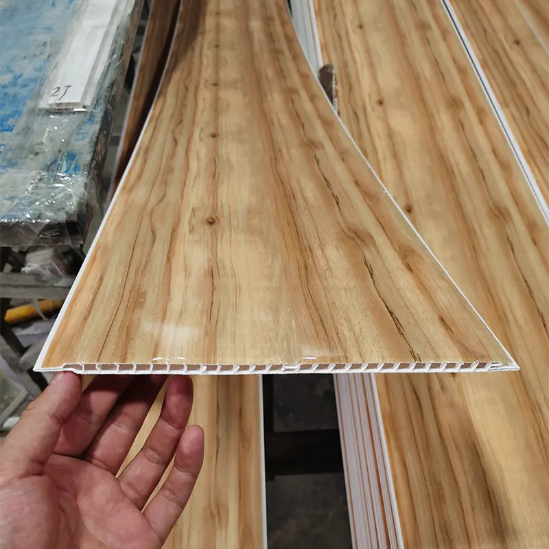 Wooden Dekorasyon na PVC Ceiling Tile